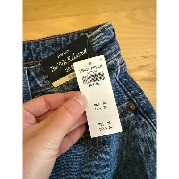 Abercrombie & Fitch 90s Relaxed High Rise Jeans - Picture 6 of 7
